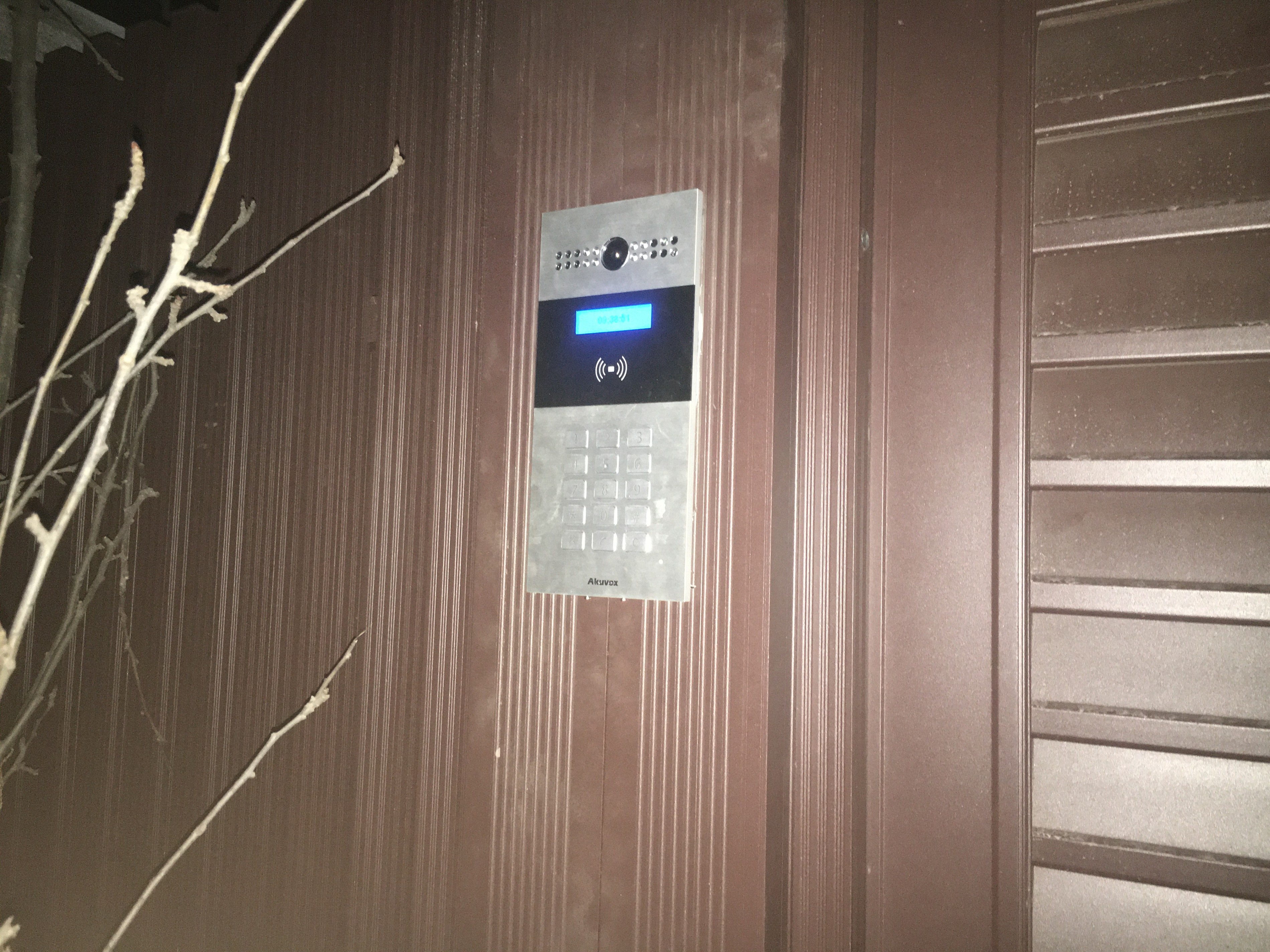 北京鴻華高爾夫莊園樓宇對講系統(tǒng)安裝