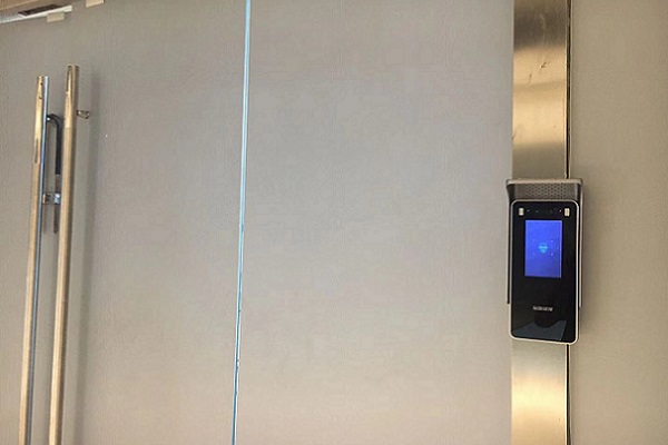 北京華信清算公司人臉識(shí)別門禁安裝工程